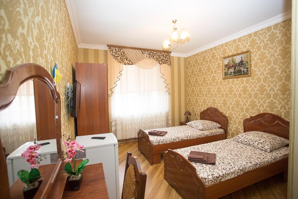 Goldenluxe Hotel Beregszász Kültér fotó