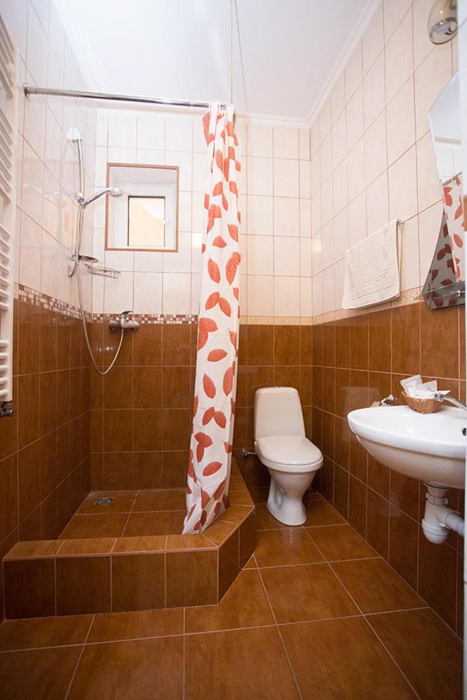 Goldenluxe Hotel Beregszász Kültér fotó