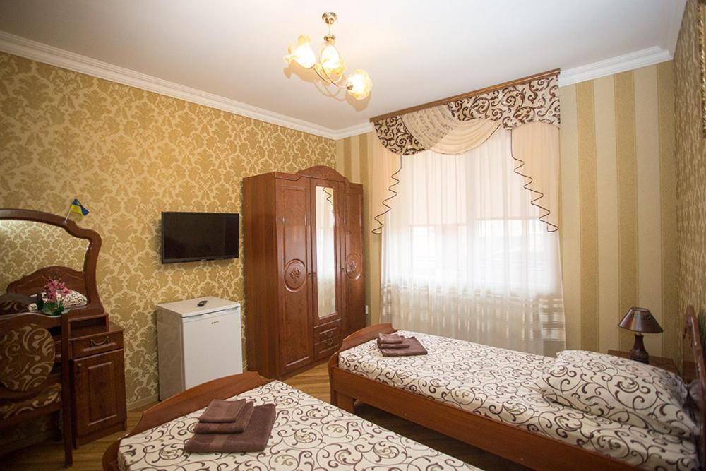 Goldenluxe Hotel Beregszász Kültér fotó