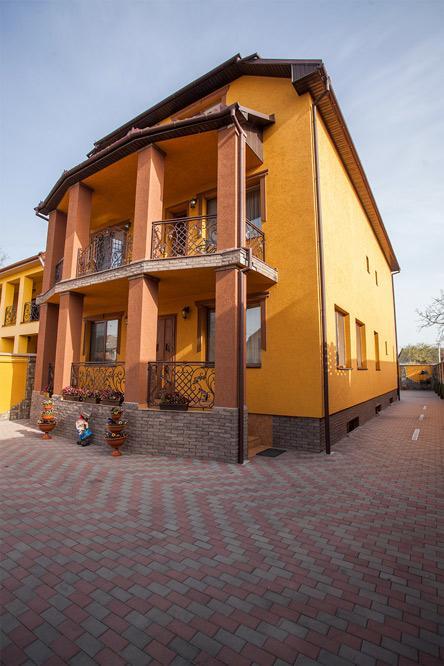 Goldenluxe Hotel Beregszász Kültér fotó
