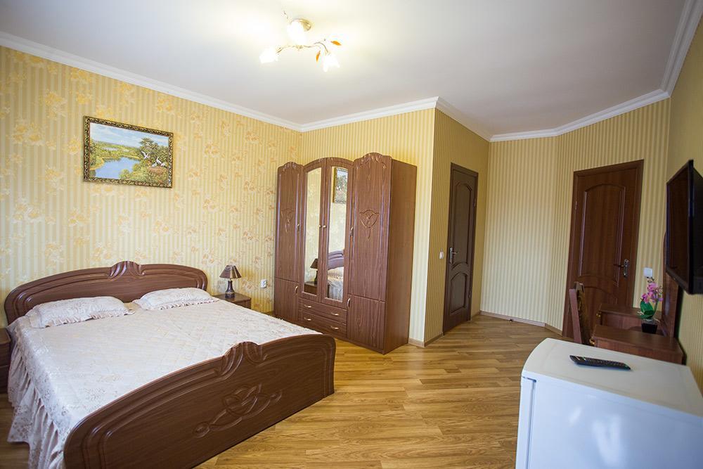 Goldenluxe Hotel Beregszász Kültér fotó