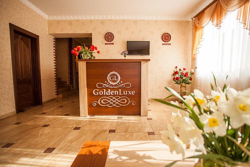 Goldenluxe Hotel Beregszász Kültér fotó